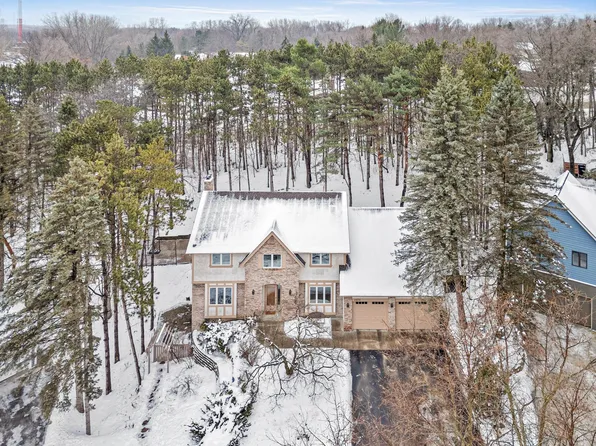 3970 Evergreen Pl, Shoreview, MN 55126