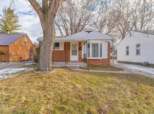 27072 Palmer Blvd, Madison Heights, MI