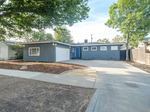 2966 E Ashcroft Ave, Fresno, CA 93726