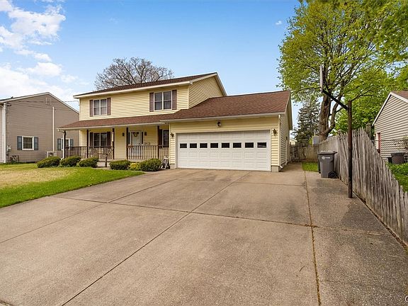 3rd image of 1401 Franklyn St