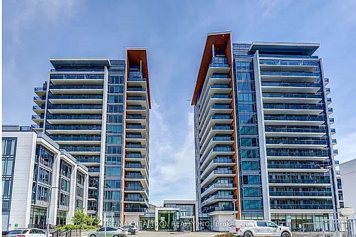 9608 Yonge St Photo 1