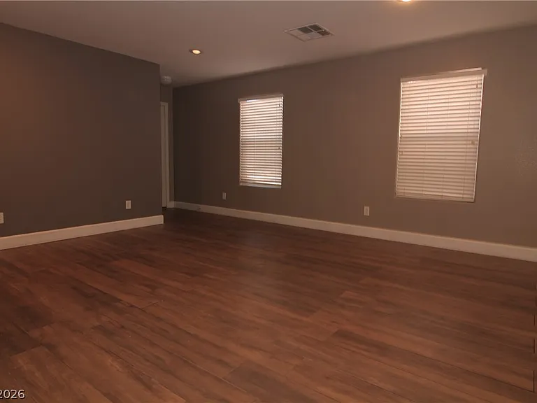 9289 Valley Ranch Ave — Photo 10