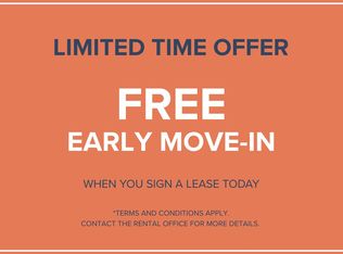 687 Admirals Rd, Esquimalt, BC V9A2P3