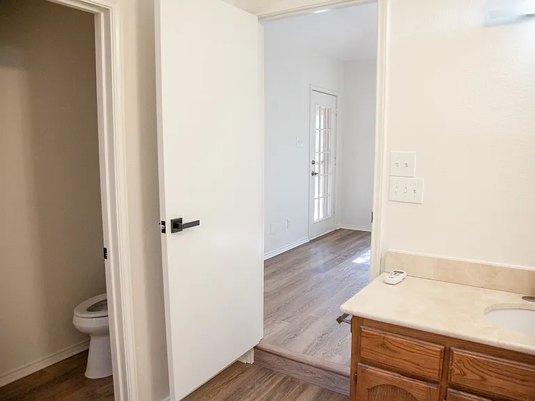 222 Sisterdale Rd — Photo 12