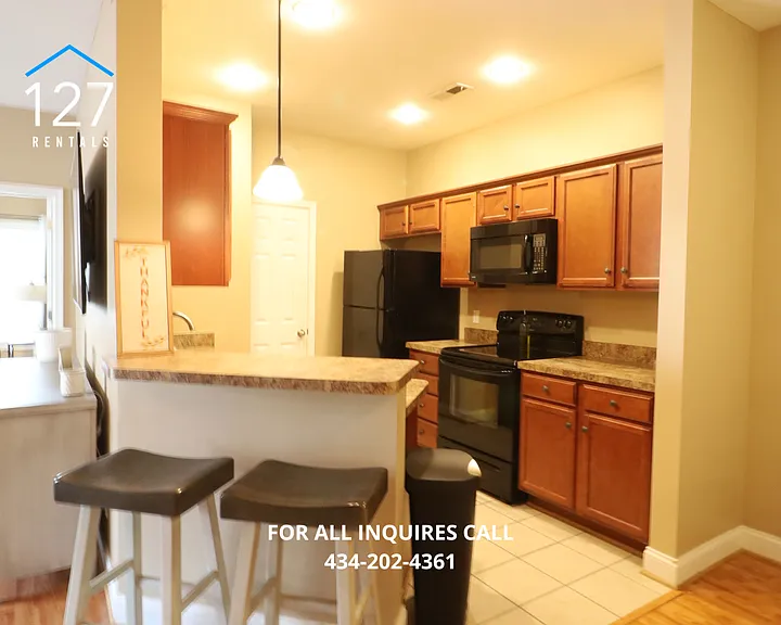 205 Capital St #201 — Photo 3