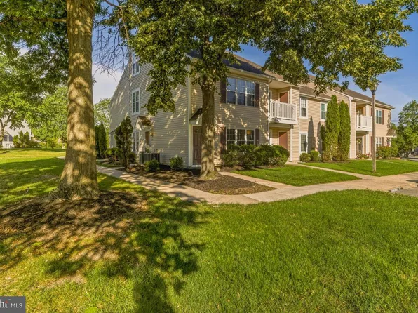 405 Paddock Ct, Sewell, NJ 08080