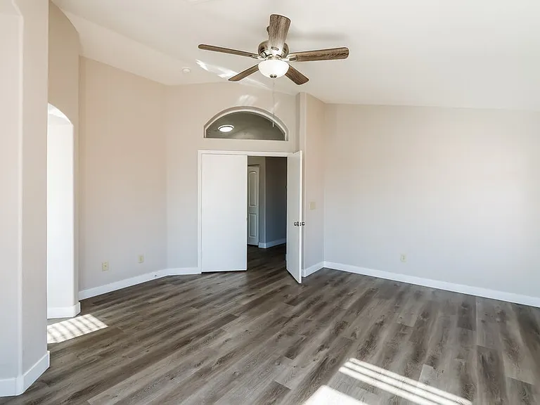 1517 Los Alamos Dr — Photo 10