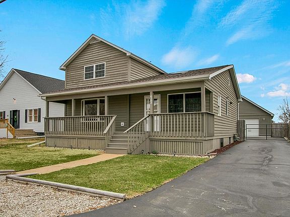 3rd image of 6393 Chicago Rd