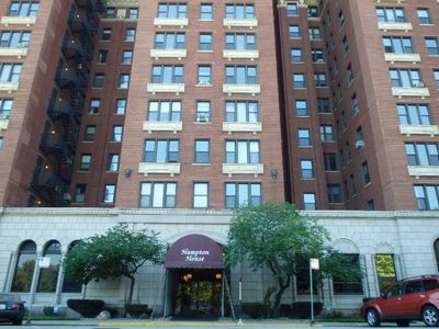 5300 S Shore Dr APT 63, Chicago, IL, 60615