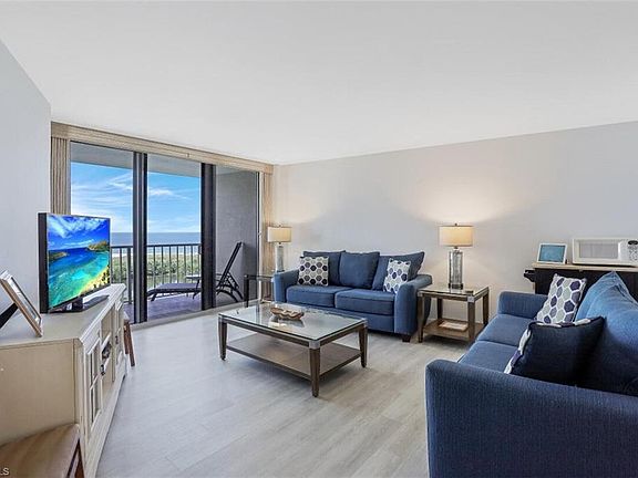 2nd image of 440 Seaview CT #1204