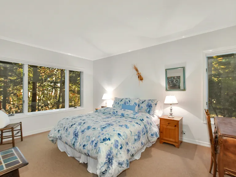 74 N Woods Ln — Photo 17