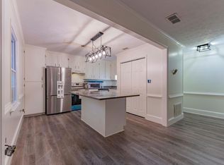 207 Park Ridge Dr, Athens, GA 30605