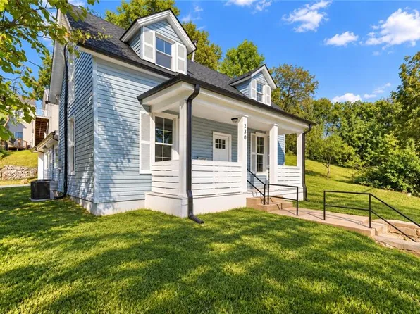 230 N Missouri St, Liberty, MO 64068