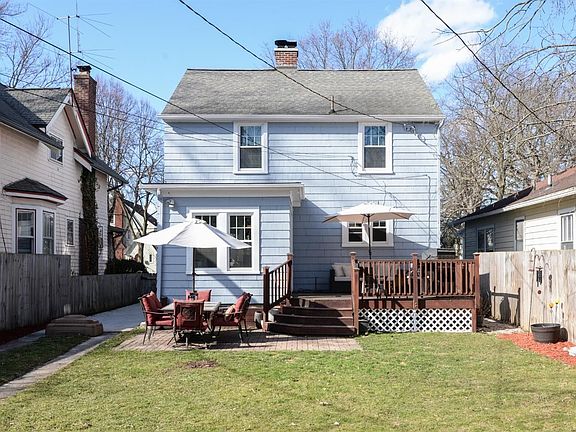 2nd image of 824 Granger Ave