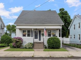 44 Benedict St, Pawtucket, RI 02861