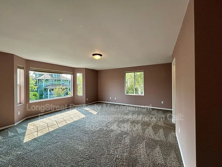 4833 NE 18th Ave — Photo 33