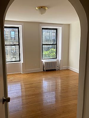 1st image of 19 E 108th St APT 4FW