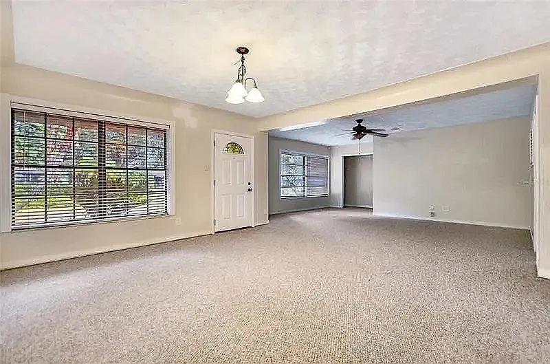 3 bed, 1822 sqft, $3,600 — Photo 4