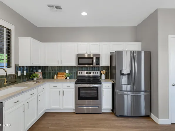 8771 W WINDSOR Drive, Peoria, AZ 85381