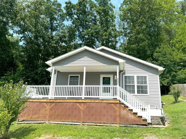 597 Dunn St, Morgantown, WV 26505