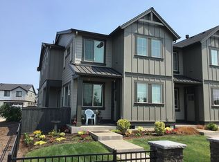 5513 SE Logan Ln, Hillsboro, OR 97123