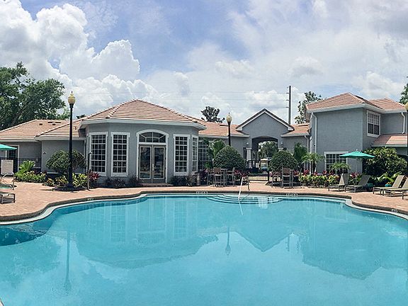 2nd image of 2785 Chaddsford Cir #26-101