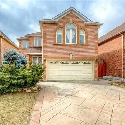 5237 Floral Hill Cres Photo 1