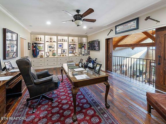 30th image of this home