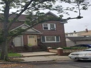 8310 161st St, Jamaica, NY 11432