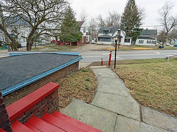 5th image of 239 Bellefontaine Ave