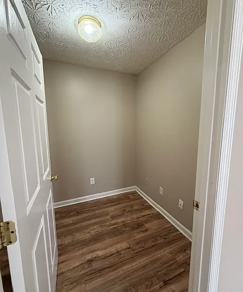 204 Christa Ln — Photo 20