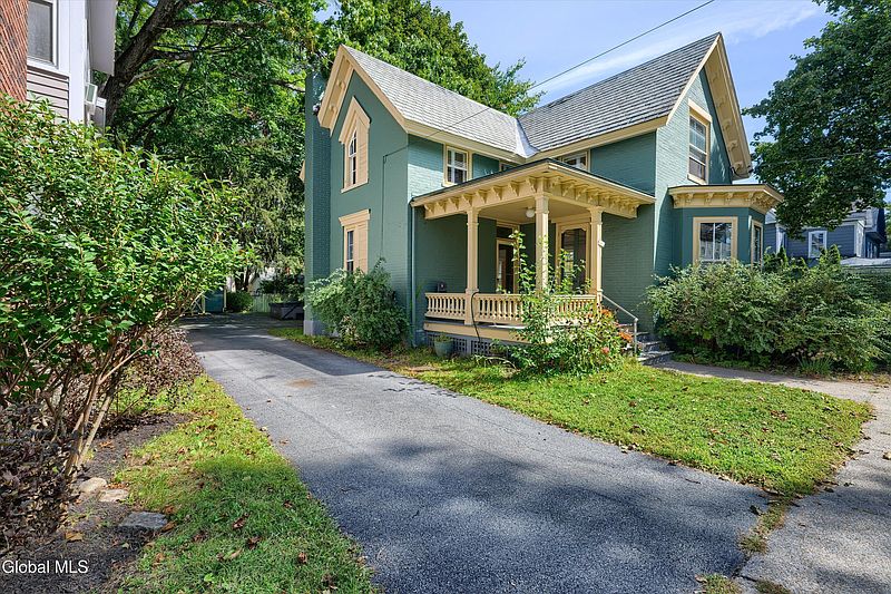 3rd image of 157 Spring Street