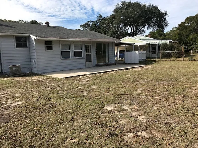 16 Mandalay Dr — Photo 22