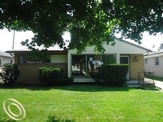 1st image of 12834 Woodbine Ave