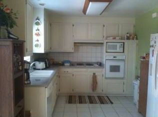 1397 Vining Dr, San Leandro, CA 94579