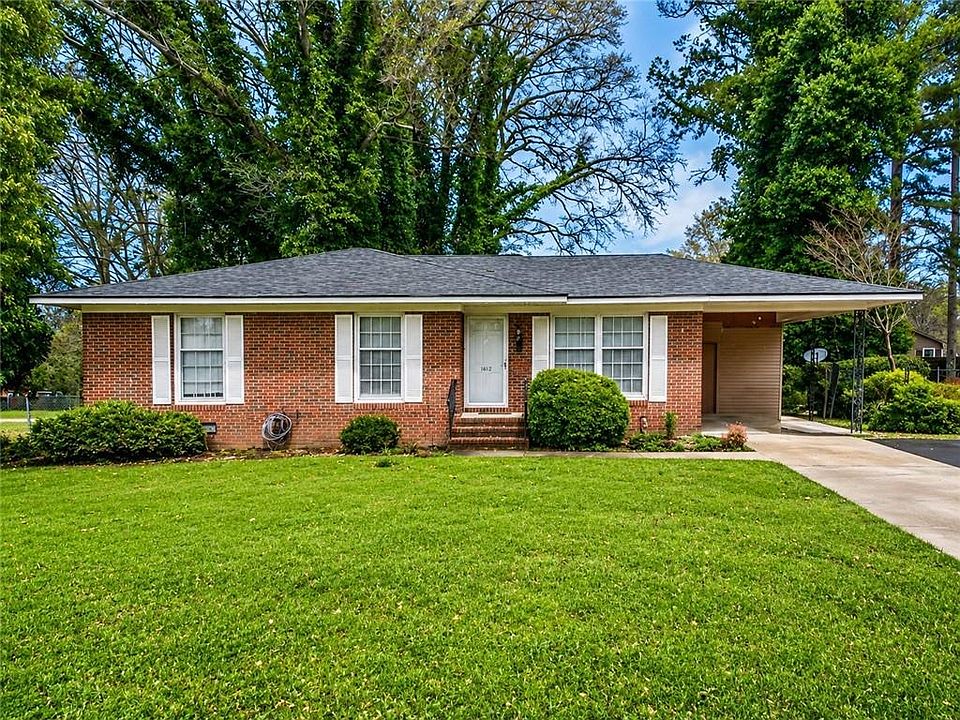 1st image of 263 E Girard Ave