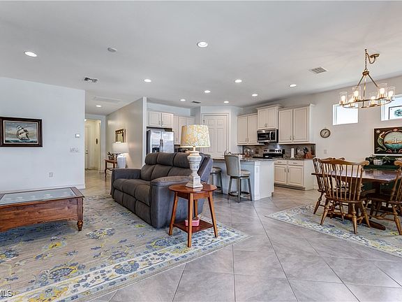 5th image of 3150 Amadora Cir