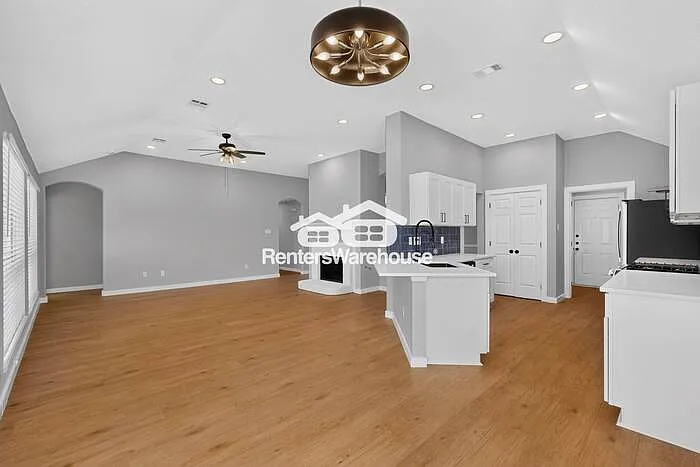 2505 Caprock Cv — Photo 15