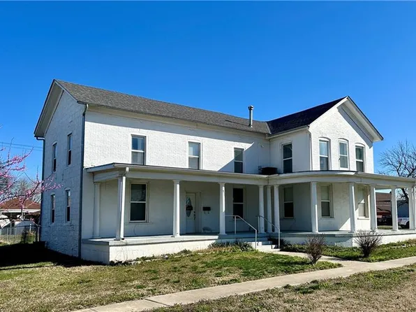 524 Bridge St, Humboldt, KS 66748