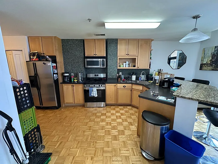 610 Newark St #9D — Photo 3