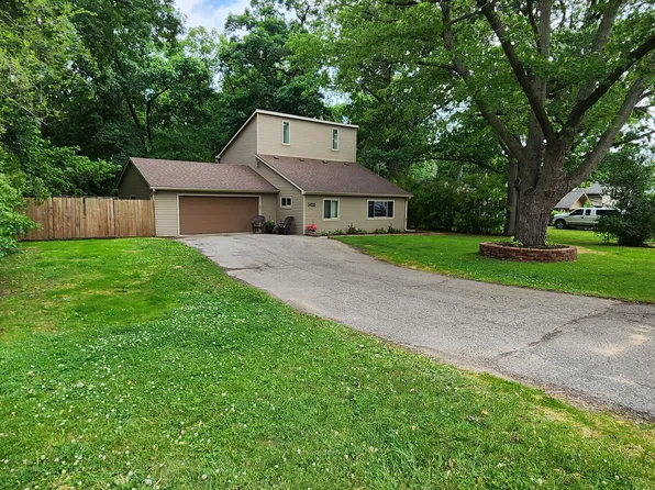 3420 Duffield St, White Lake, MI 48383