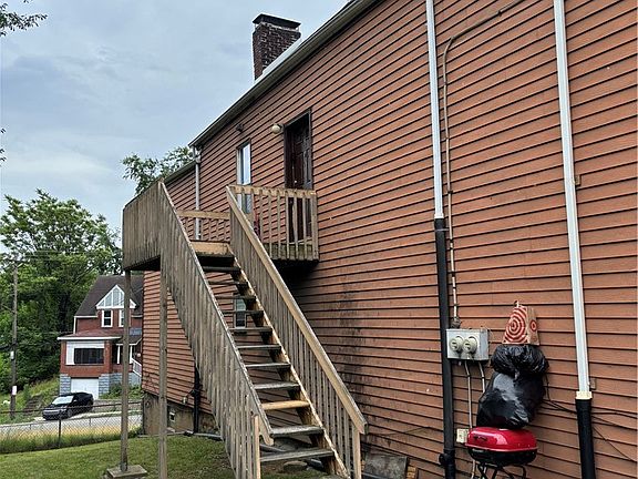 2nd image of 1010 Lincoln Ave