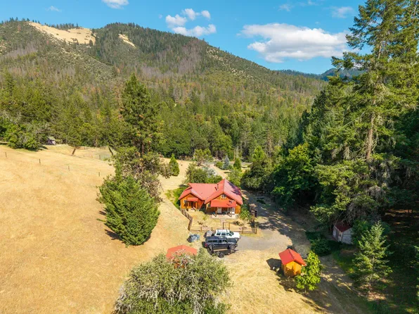 7484 Sterling Creek Rd, Jacksonville, OR 97530
