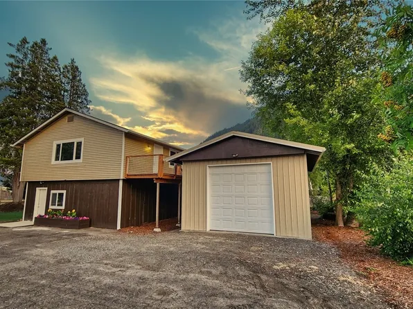 313 Cottlers Lane, Morton, WA 98356