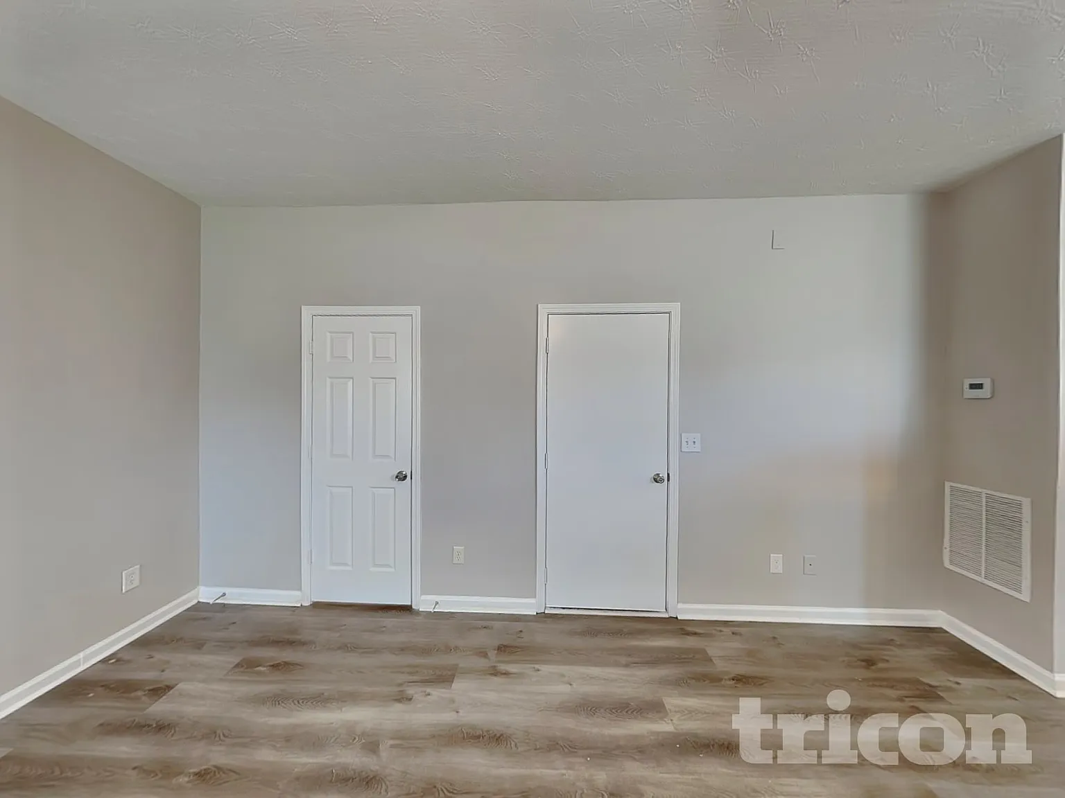 2578 South Hills Riverdale GA — Photo 2