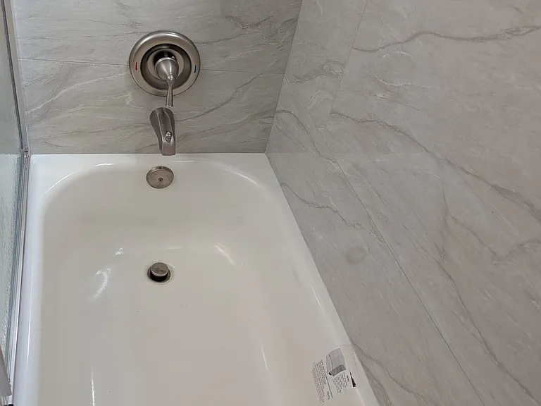 263 Waverly St #2 — Photo 9