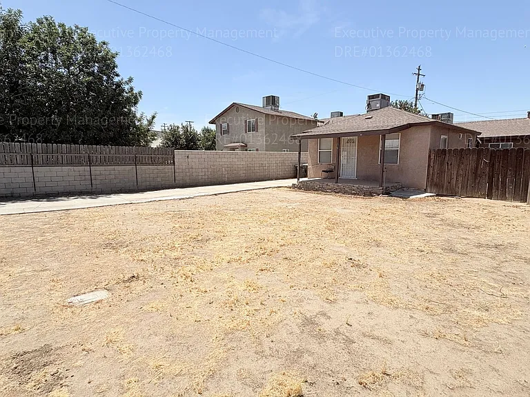 3501 L St — Photo 3