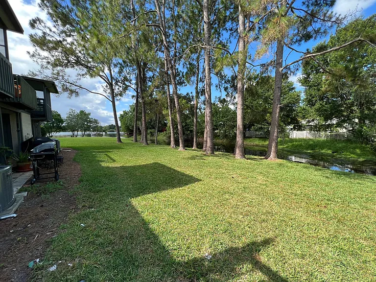 16679 Brigadoon Dr — Photo 16