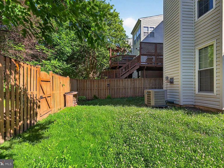 13642 Flying Squirrel Dr — Photo 24