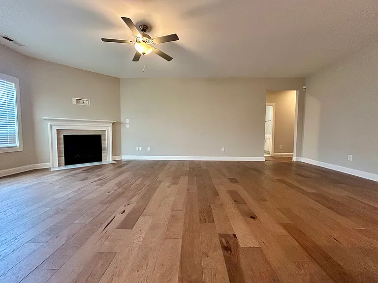 60 Kingsly Dr — Photo 10